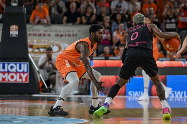 两队均展现 两队均展现