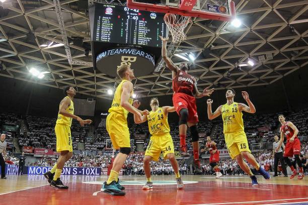 为了回馈社 为了回馈社