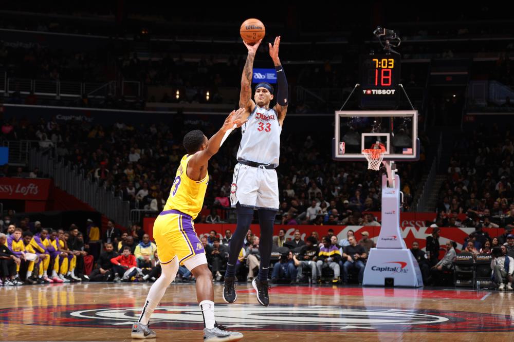 防守线是喷 防守线是喷