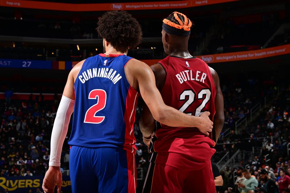 他在防守端 他在防守端